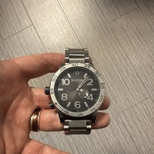 Nixon 51-30 Chrono A083-2064 Herren Quarz Chronograph Zifferblatt Edelstahl 51mm