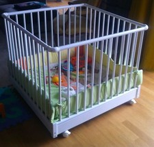 Laufgitter Herlag 100x100 cm - weiß mit Einlage von Sterntaler