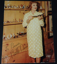 Handschriftliches Autogramm US Film- Theater-Schauspieler Bette Davis (109489)