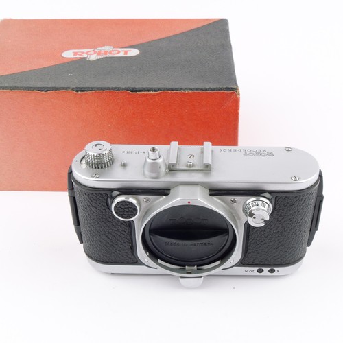 Robot recorder 24a camera - robot,