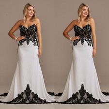 Weißes & schwarzes Ballkleid