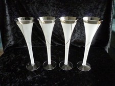 4x Glas, Sektgläser mattiert