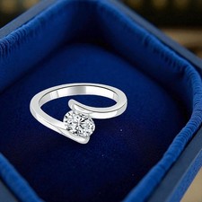 1,00 ct ovaler Solitär IGI