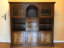 Englische Vitrine Heldense