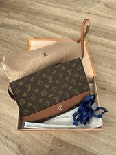 Louis Vuitton Bordeauxrot Umhängetasche GM Braun Leder