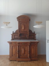 Antiker Wandschrank/Buffet Aus