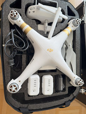 Drohne DJI Phantom 3 Professional mit 4K-Kamera & Zubehör