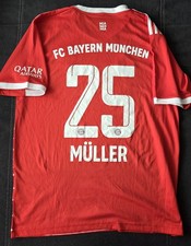FC BAYERN MÜNCHEN Thomas