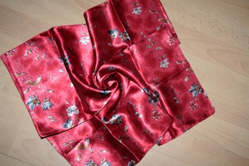 Kleines tuch nickituch satin - ,