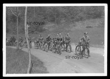 Wehrmacht Soldaten mit Fahrrad - WK2 Foto 10x7cm