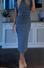 Asymmetrisches Kleid/