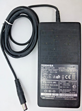 Toshiba Notebook Netzteil PA2450U UA0423P02 15V= 3A 45W Hohlstecker 6,5mm * 3mm