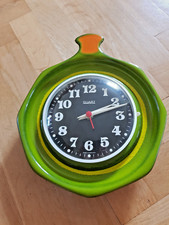 Keramik Wanduhr / Küchenuhr 70er Jahre - retro/vintage grün ~ flower Power 80er