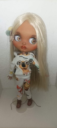 Blythe custom doll - blythe,