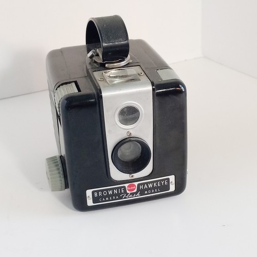 Kodak brownie hawkeye camera - kodak,