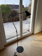 Louis Poulsen NJP Stehleuchte