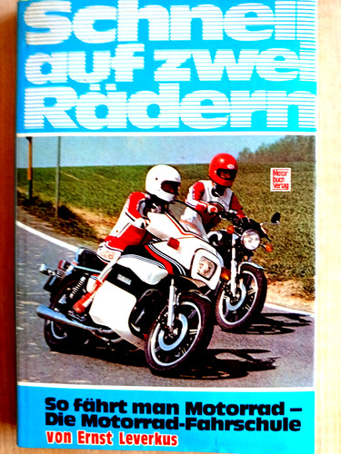 Motorrad schnell auf - auf, zwei
