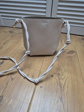 H&M 💞 Party Tasche creme