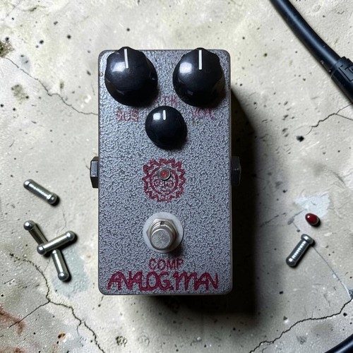 Analog man small - analog.man,