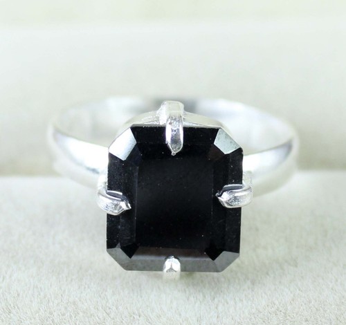 Karat schwarz diamant - 8.70,