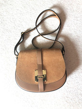 Braune Cognac-farbene Handtasche, echtes Leder,  22 x 19 x6 cm mit Trageriemen,