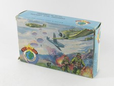 Starlux === Soldaten / Panzer Figuren 35 mm in OVP