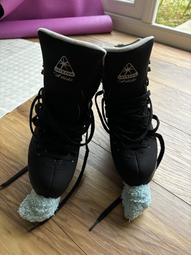 Eislaufschuhe