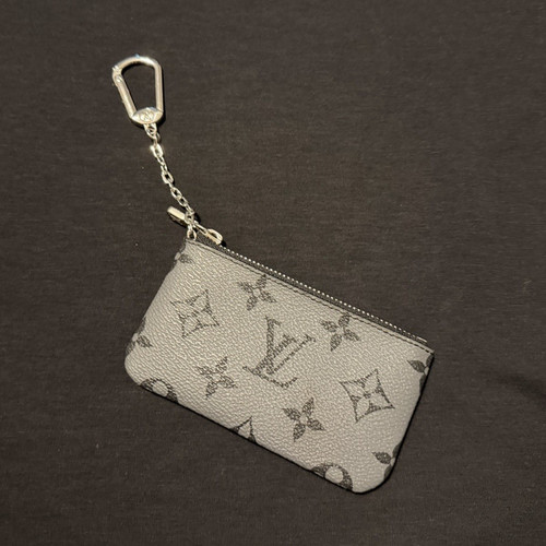 Louis vuitton - louis,