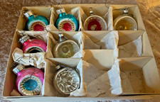 Alte Weihnachtsbaumkugeln