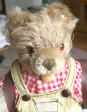 süsser kleiner Steiff Mohair Zotty Teddy Knopf u. Druckstimme 20cm