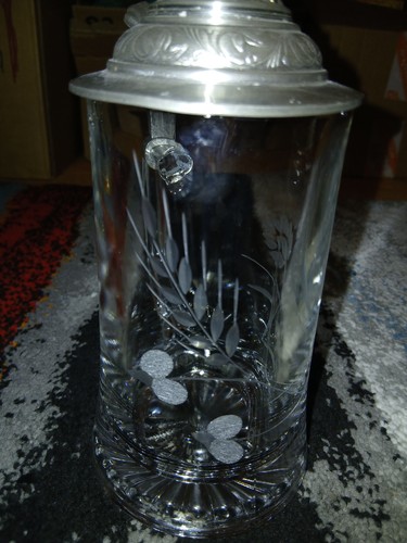 Glasbierkrug mit gravur u - gravur,