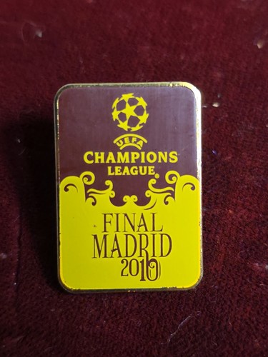 Alter pin fußball uefa - alter,