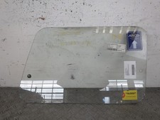 46864 Seitenscheibe mitte