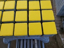 Füllsteine Rasengitter Gold-Gelb