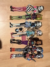 Mattel Monster High 7 Dolls
