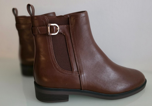 Braune stiefeletten von - braune,