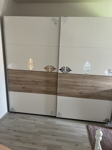 kleiderschrank