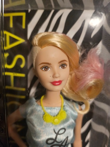Barbie fashionistas girl - barbie,