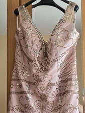Exclusives Abendkleid Mermaid-Stil Gr. 52, Fb.puder/rose, mit kleiner Schleppe