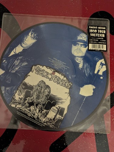 Fuzztones nine months - later,
