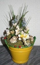 Dekoration Dekoeimer Eimer mit Utensilien Vögeln 35 cm h -- 22 cm d Kunstblumen