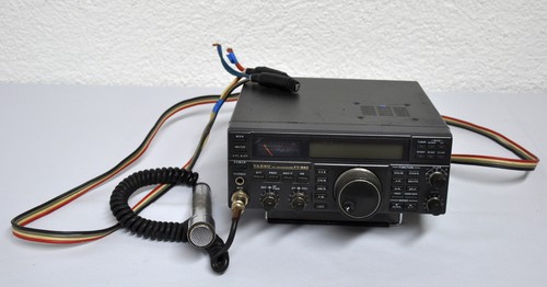 Yaesu transceiver 840 - yaesu,