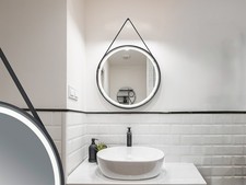 Großer Badspiegel mit