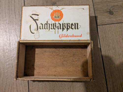 Zigarrenkiste stadtwappen ddr - zigarrenkiste,