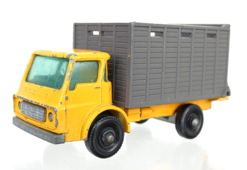 Matchbox dodge cattle truck - matchbox,