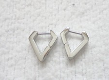 1 paar Ohrstecker Dreieck