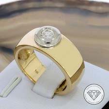 Wert 3.650,- Massiver Solitär