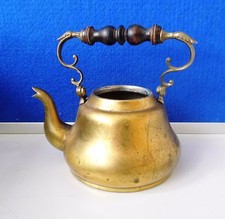 Orientalische Teekanne aus Zinn