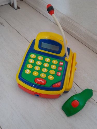 Spielzeug kasse mit - kasse,