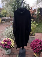 Strickkleid von AKH schwarz